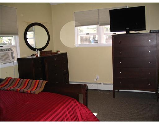 4 Peeptoad Road Warwick, RI 02888 - Photo 5 of 11 Master Bedroom. Master bed at opposite end of house from 2 other beds,,double closet,,