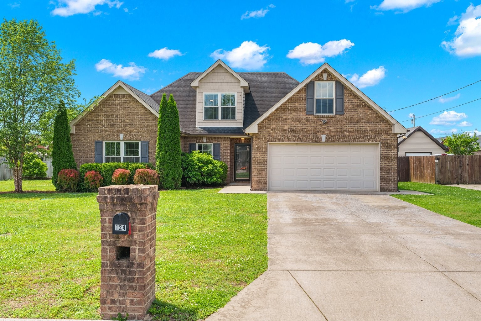 124 Riddick Court Murfreesboro, TN 37127 - Photo 1 of 35 Gallery Image 1