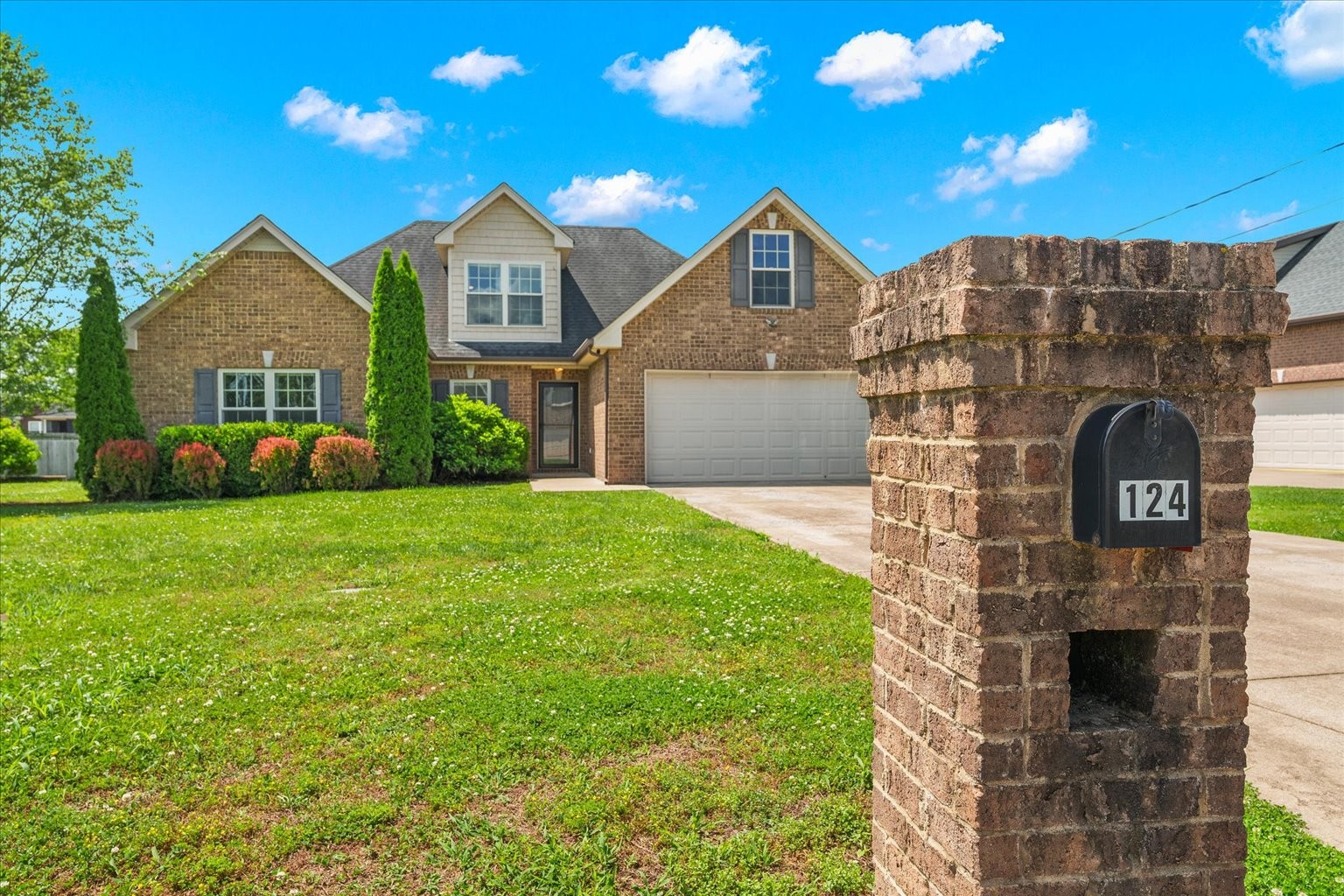 124 Riddick Court Murfreesboro, TN 37127 - Photo 4 of 35 Gallery Image 4