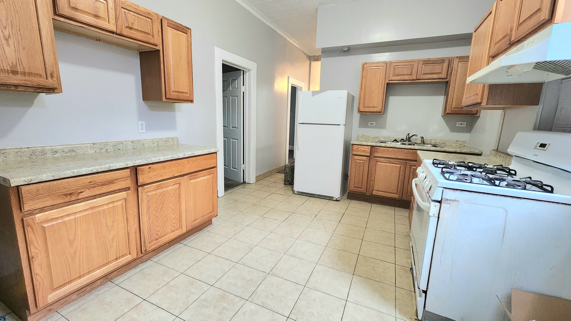 5834 South Morgan Street Chicago, IL 60621 - Photo 5 of 12 Gallery Image 5