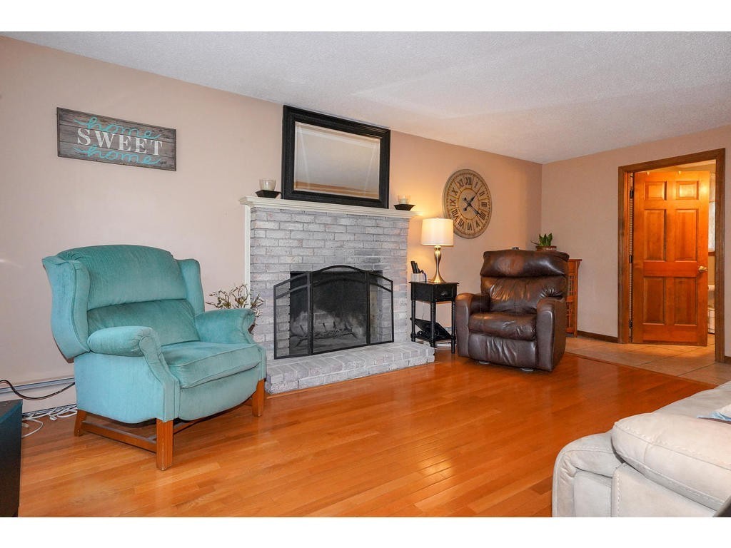 25 Virginia Road Tyngsborough, MA 01879 - Photo 9 of 28 Gallery Image 9