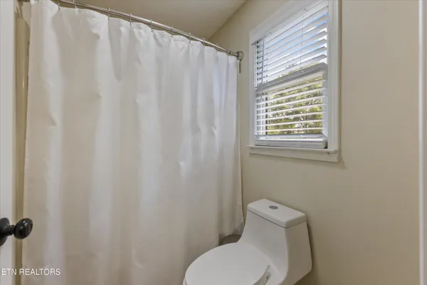 $775,000 | 11901 Butternut Lane, Knoxville, TN 37934