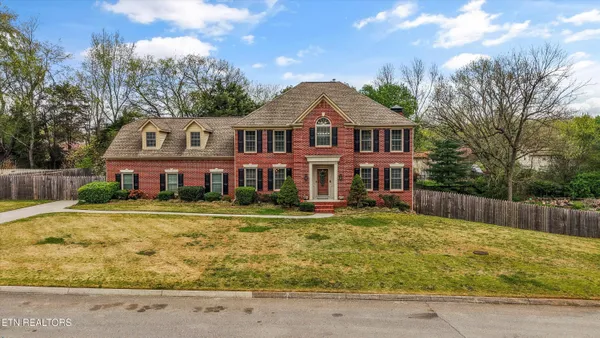 $775,000 | 11901 Butternut Lane, Knoxville, TN 37934