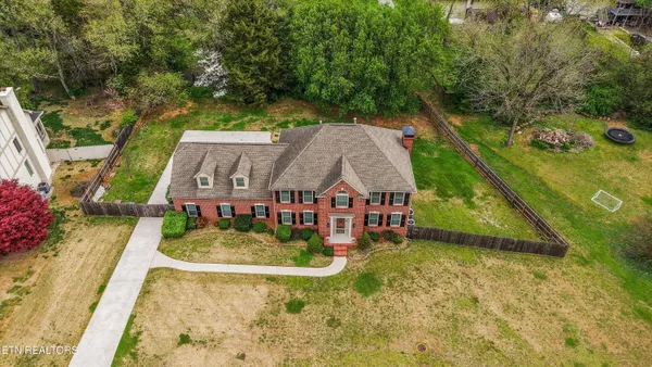 $775,000 | 11901 Butternut Lane, Knoxville, TN 37934