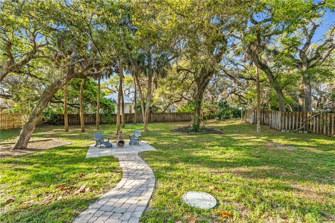 456 Holly Road Vero Beach, FL 32963 - Photo 23 of 25 Gallery Image 23