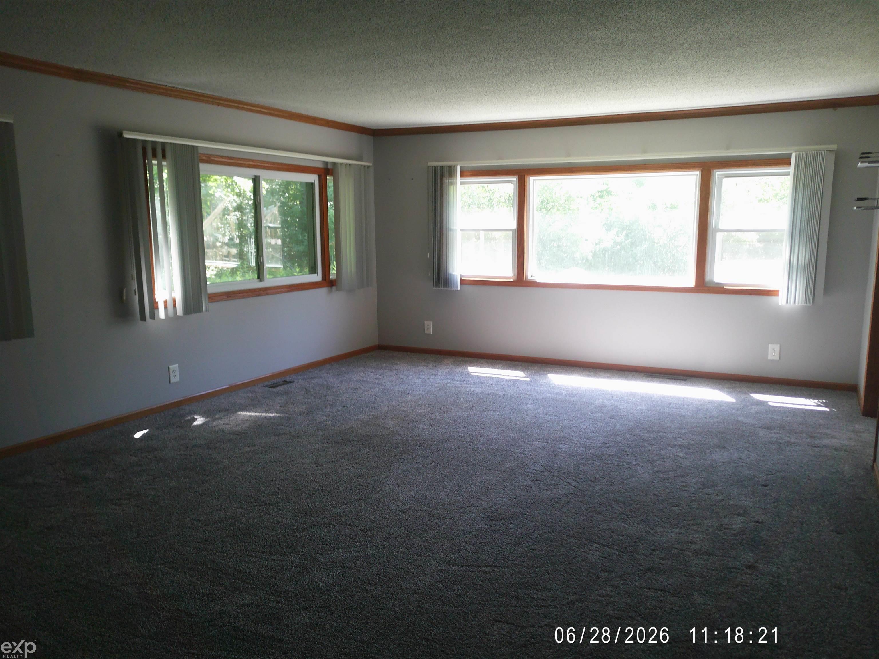 4707 Dixon Road Caro, MI 48723 - Photo 3 of 20 50213120-2889c23e-1d79-48c9-a2a2-695c33b18234.JPG