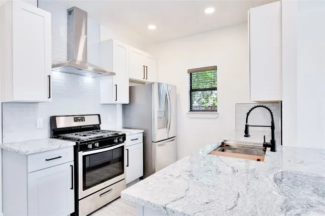 $349,900 | 314 Saxon Lane, Austin, TX 78741