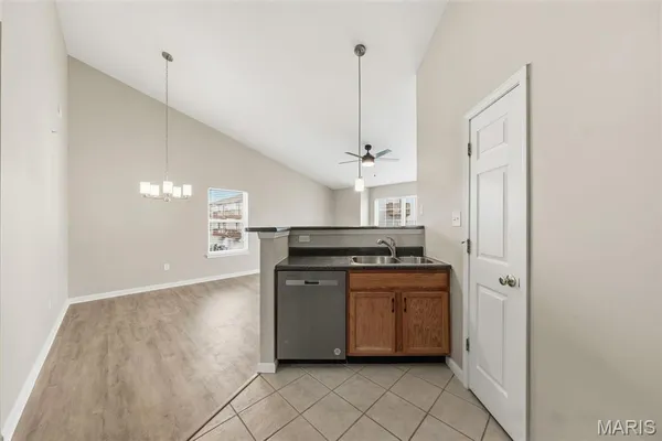 $1,600 | 55 Timber Oaks Trail, O'Fallon, MO 63368