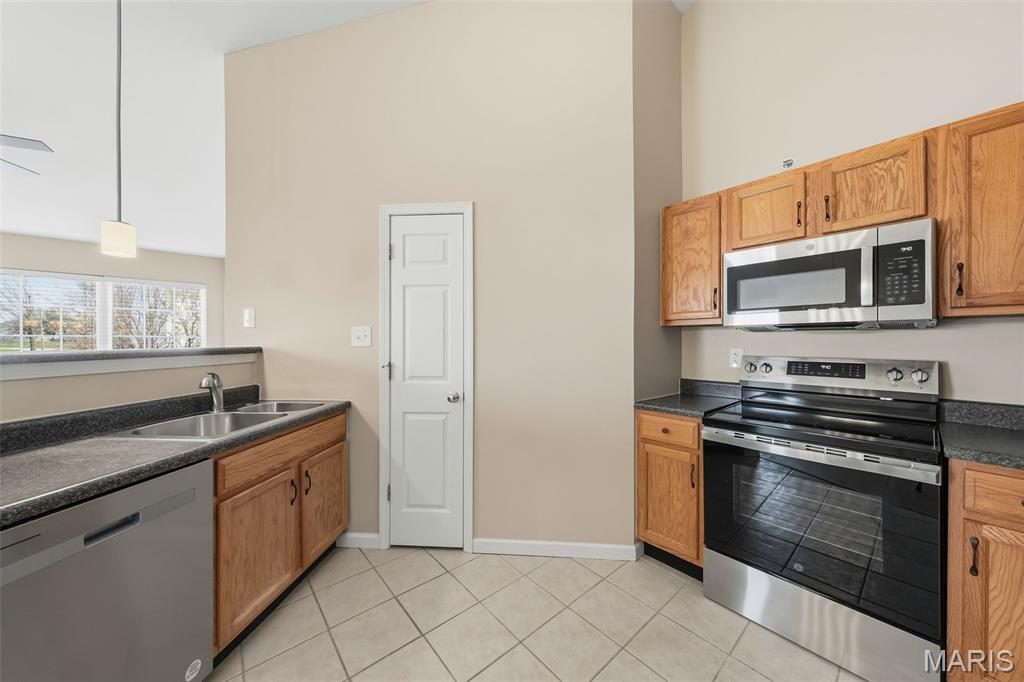 55 Timber Oaks Trail O'Fallon, MO 63368 - Photo 8 of 24