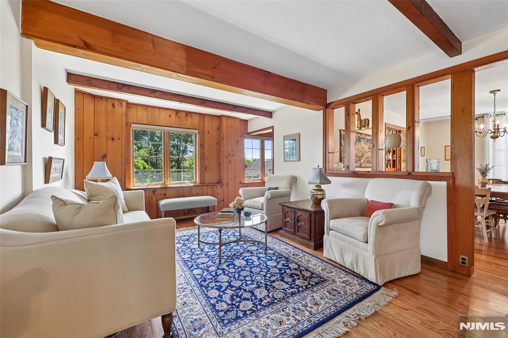 74 Woodland Road Montvale, NJ 07645 - Photo 4 of 21