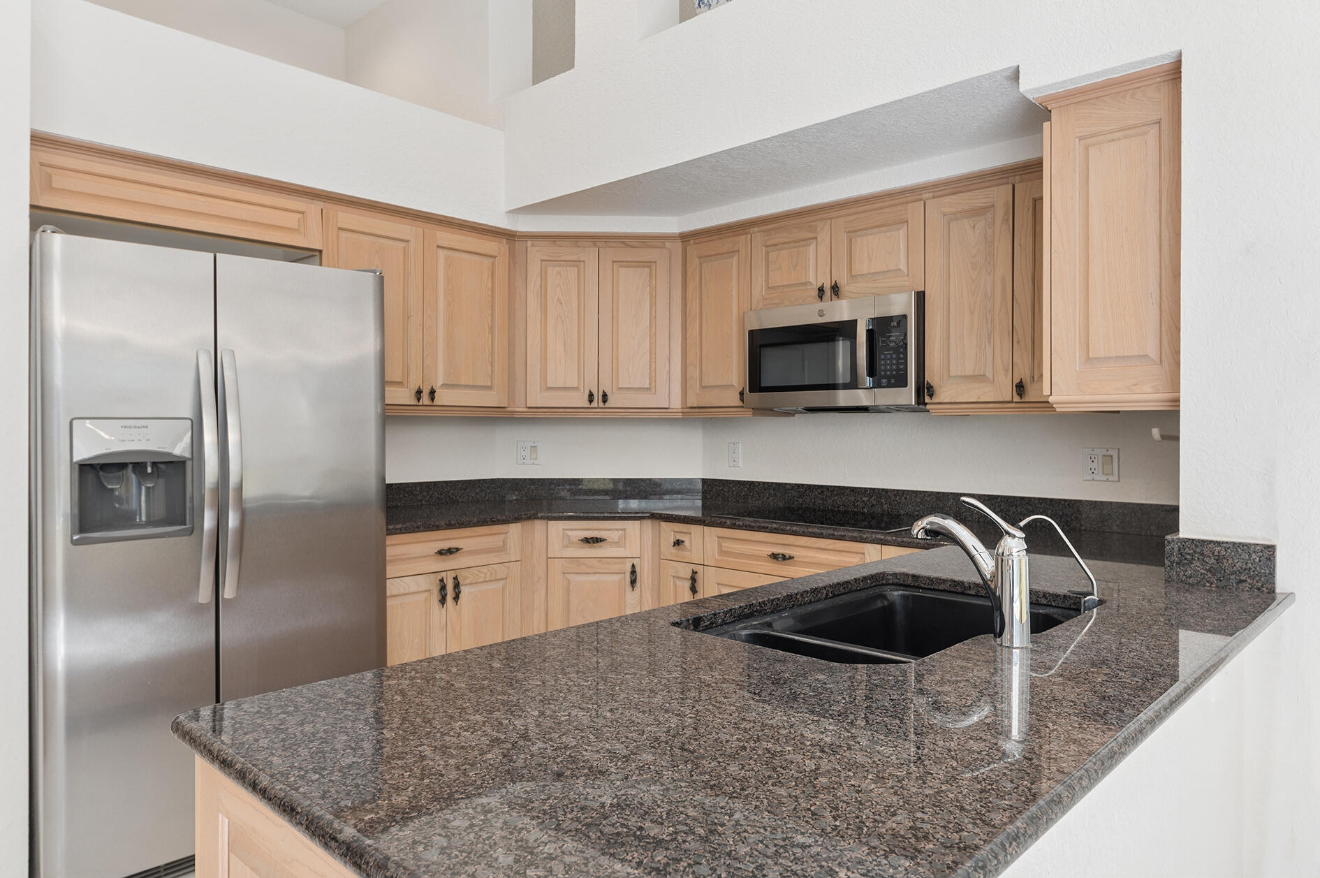 6628 Northwest 24th Avenue Boca Raton, FL 33496 - Photo 5 of 16 Kitchen