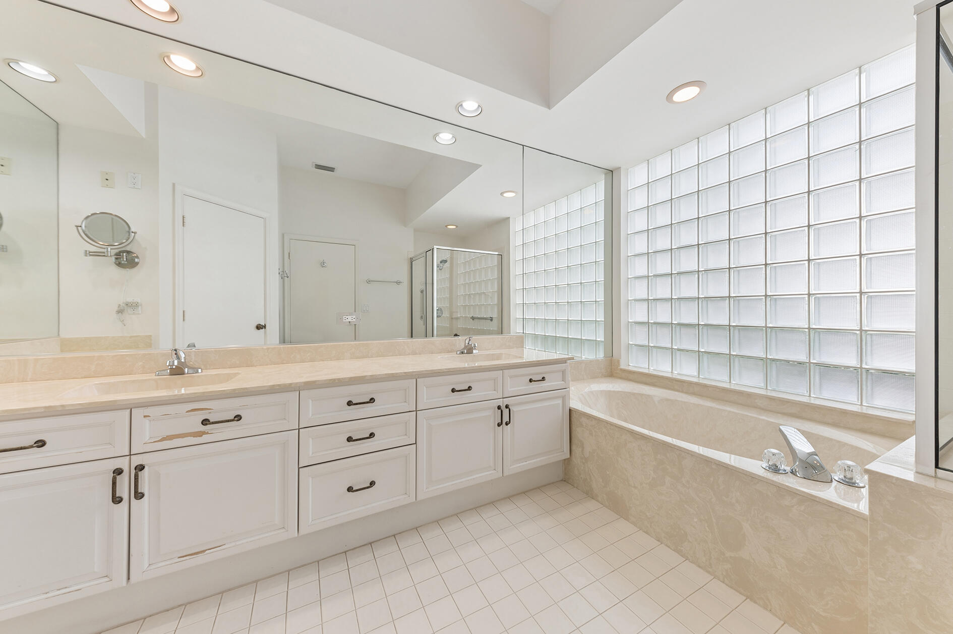 6628 Northwest 24th Avenue Boca Raton, FL 33496 - Photo 8 of 16 Primary Bath