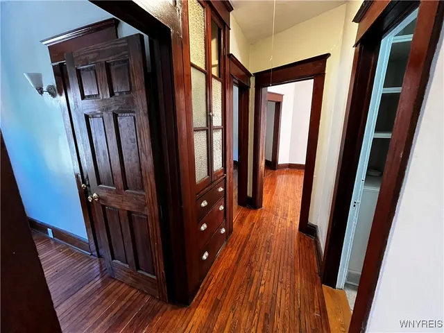 $279,900 | 1076 West Avenue, Buffalo, NY 14213