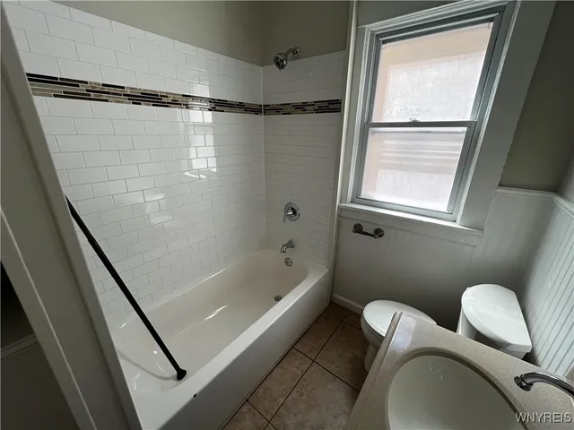 $279,900 | 1076 West Avenue, Buffalo, NY 14213