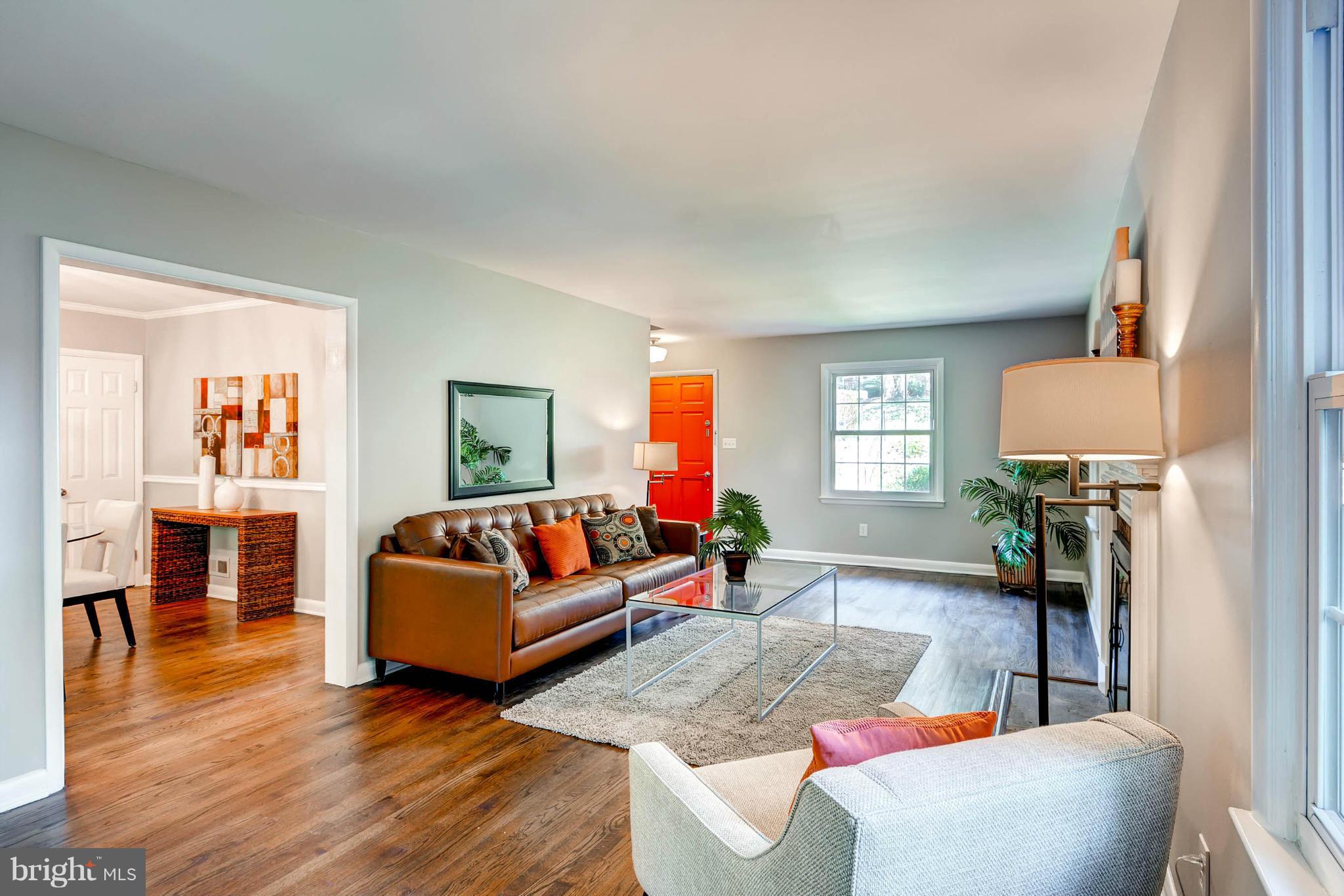 6742 Glenkirk Road Baltimore, MD 21239 - Photo 6 of 30 Living Room