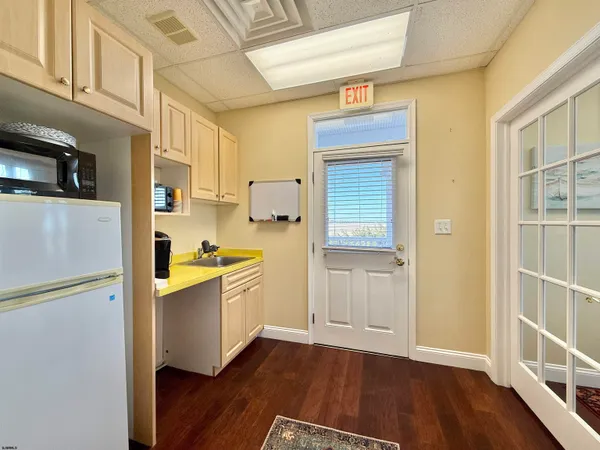 $1,850,000 | 110 East Maryland Avenue, Somers Point, NJ 08244