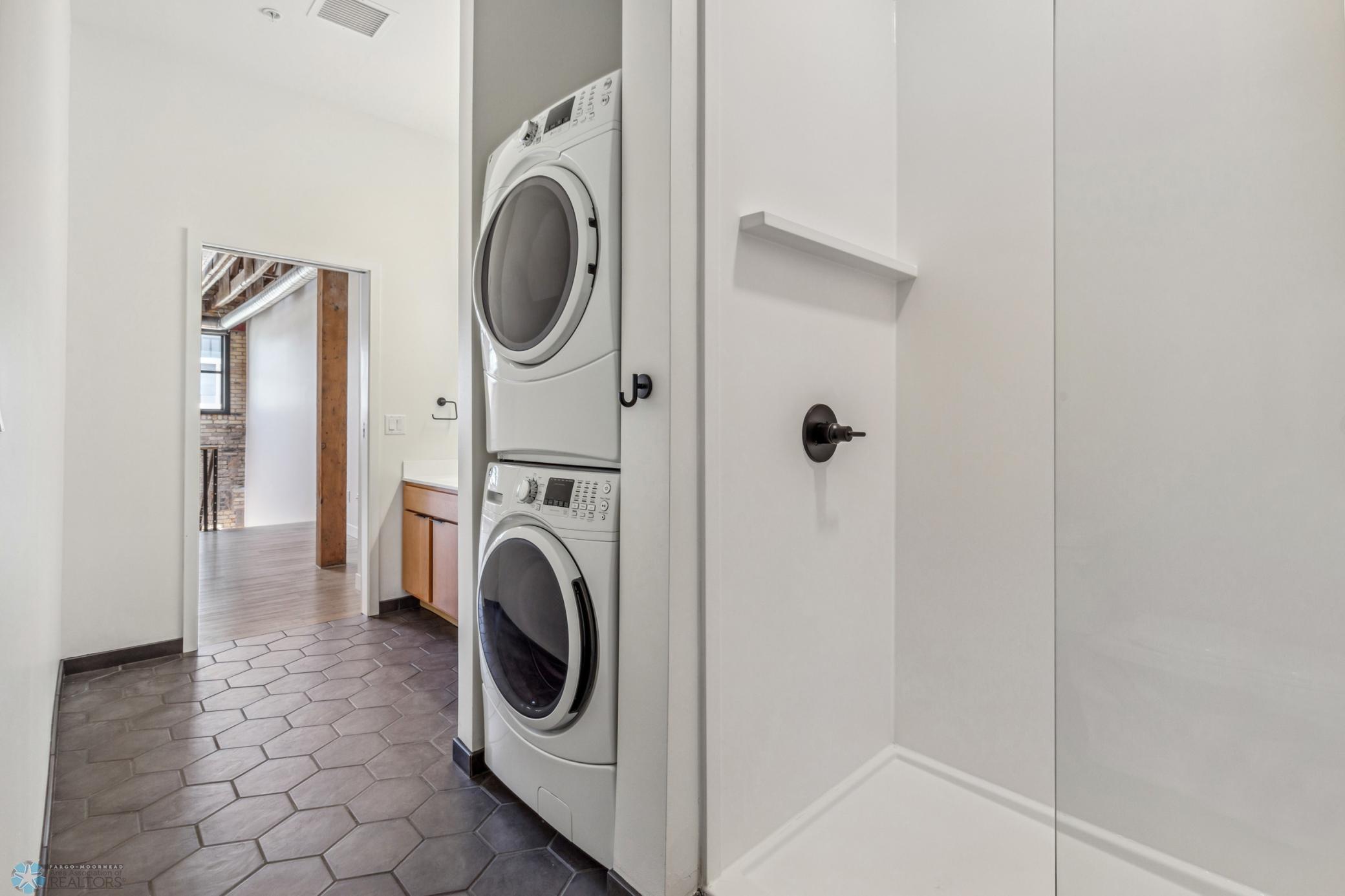 117 Broadway North, Unit 212 Fargo, ND 58102 - Photo 19 of 57