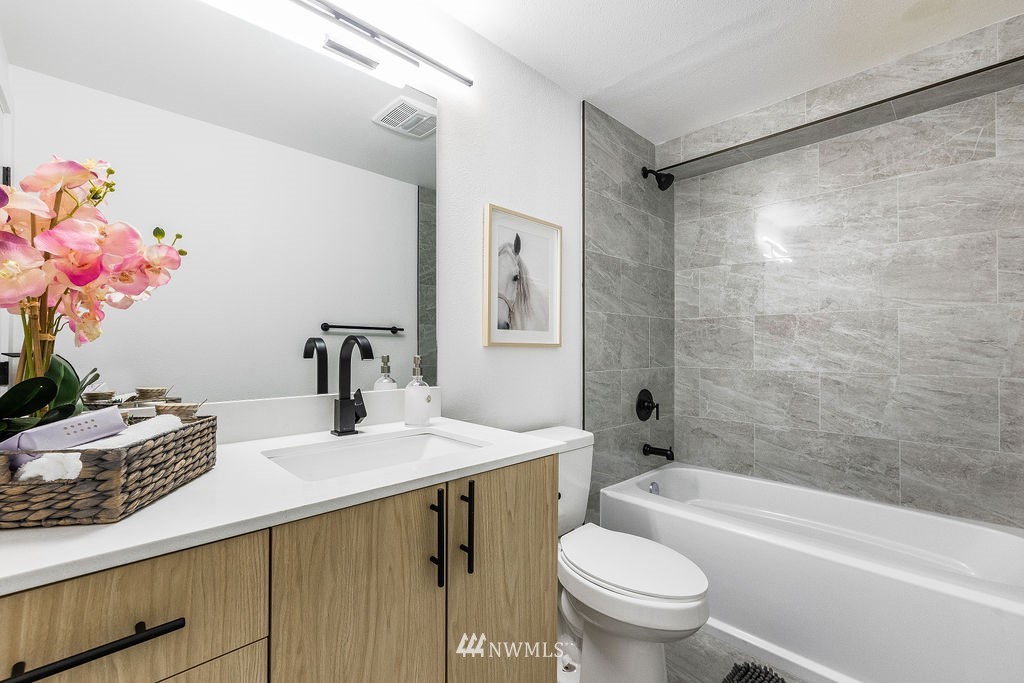 12018 Southeast 169th Place Renton, WA 98058 - Photo 21 of 31 Gallery Image 21