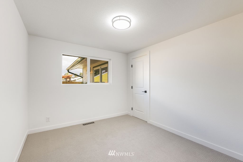 12018 Southeast 169th Place Renton, WA 98058 - Photo 23 of 31 Gallery Image 23