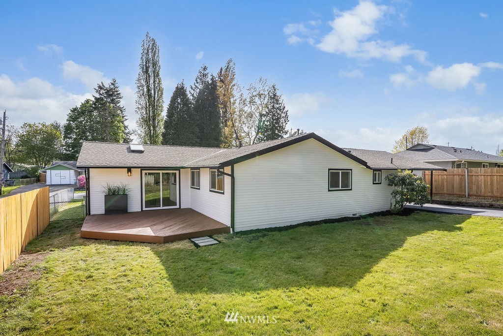 12018 Southeast 169th Place Renton, WA 98058 - Photo 26 of 31 Gallery Image 26