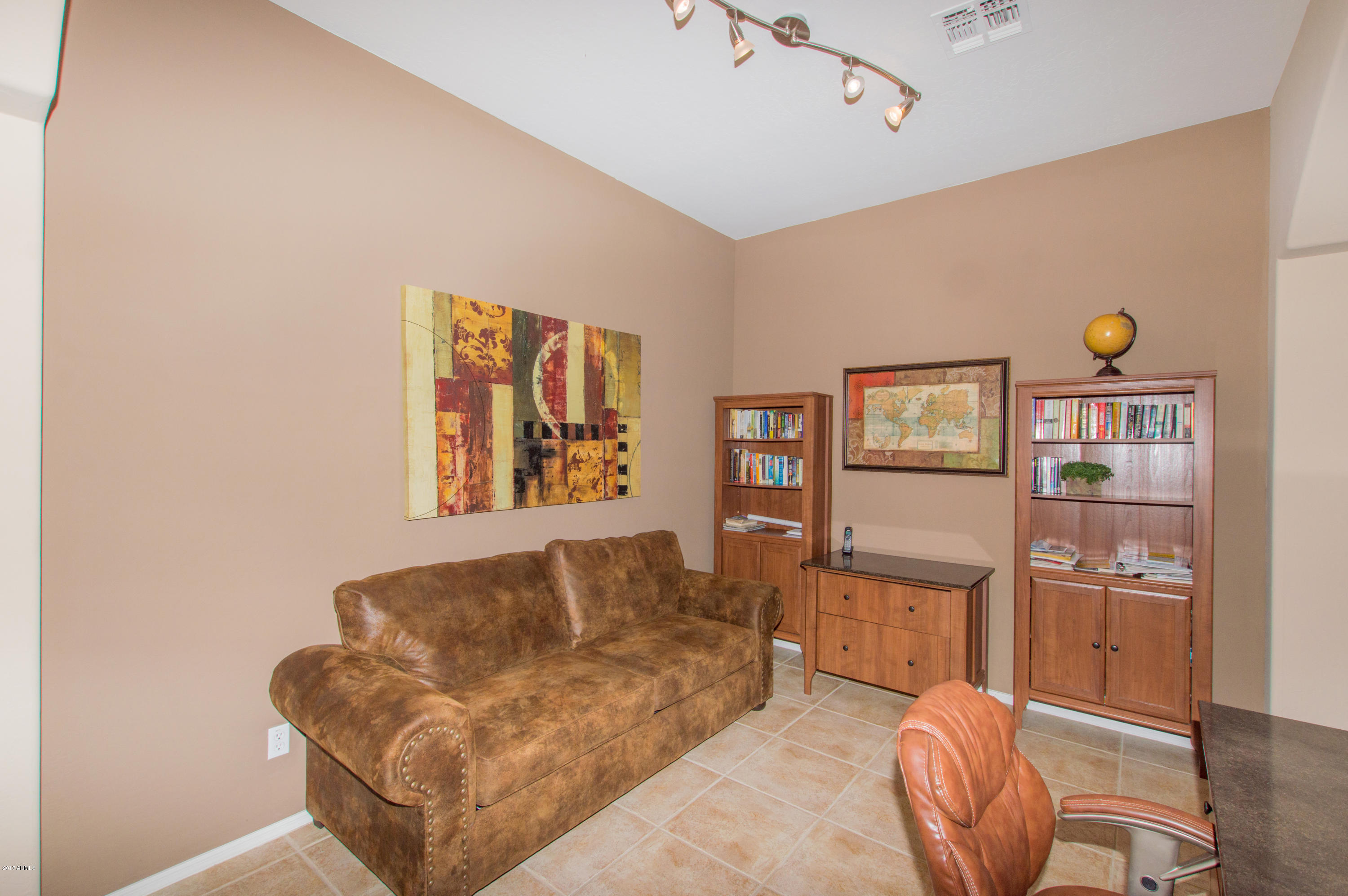 2625 East Fremont Road Phoenix, AZ 85042 - Photo 19 of 38