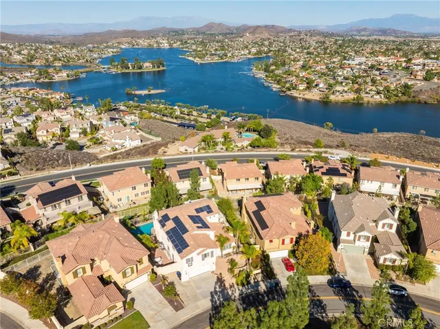 $869,000 | 59 Plaza Avila, Lake Elsinore, CA 92532