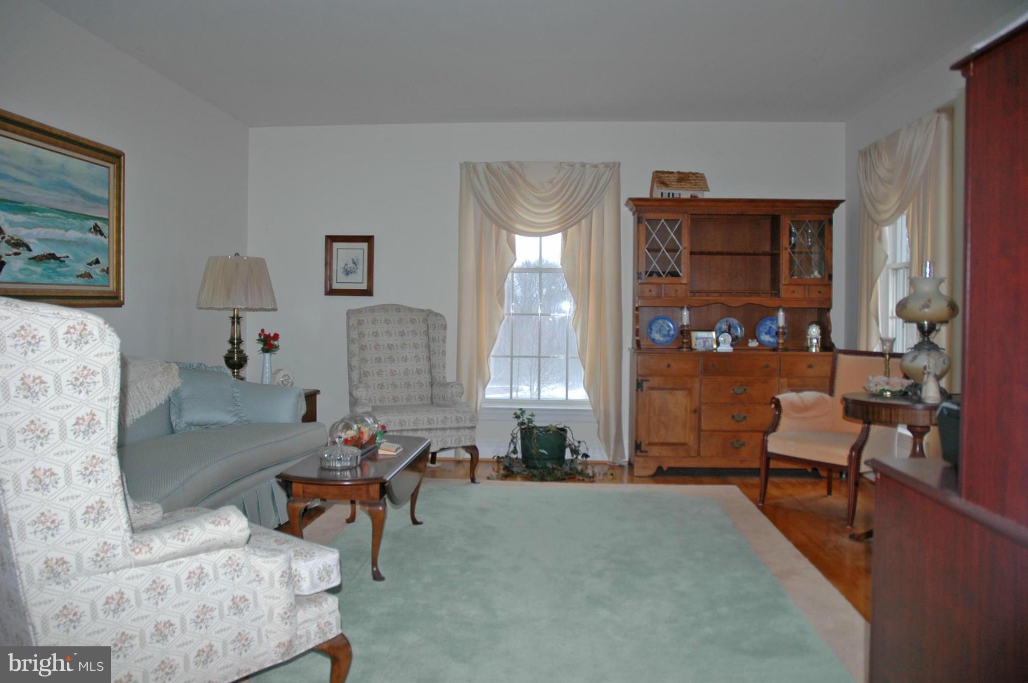 1065 Pond Neck Road Earleville, MD 21919 - Photo 15 of 27 Living Room