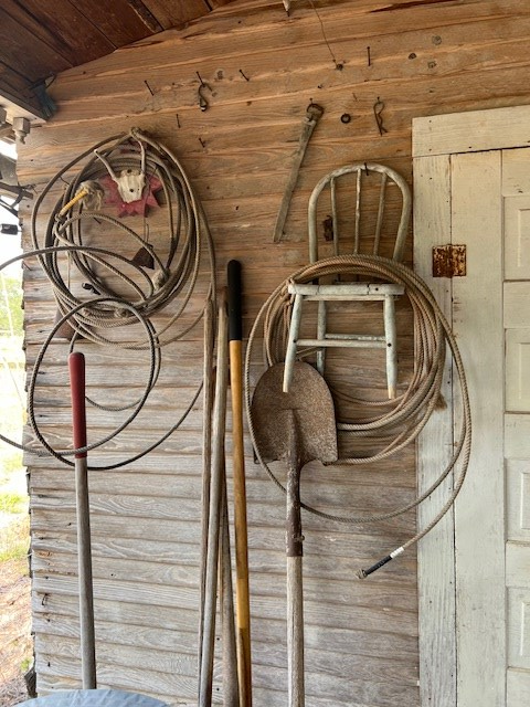 800 Schumann Road Stonewall, TX 78671 - Photo 25 of 27 a utility room with dryer and washer