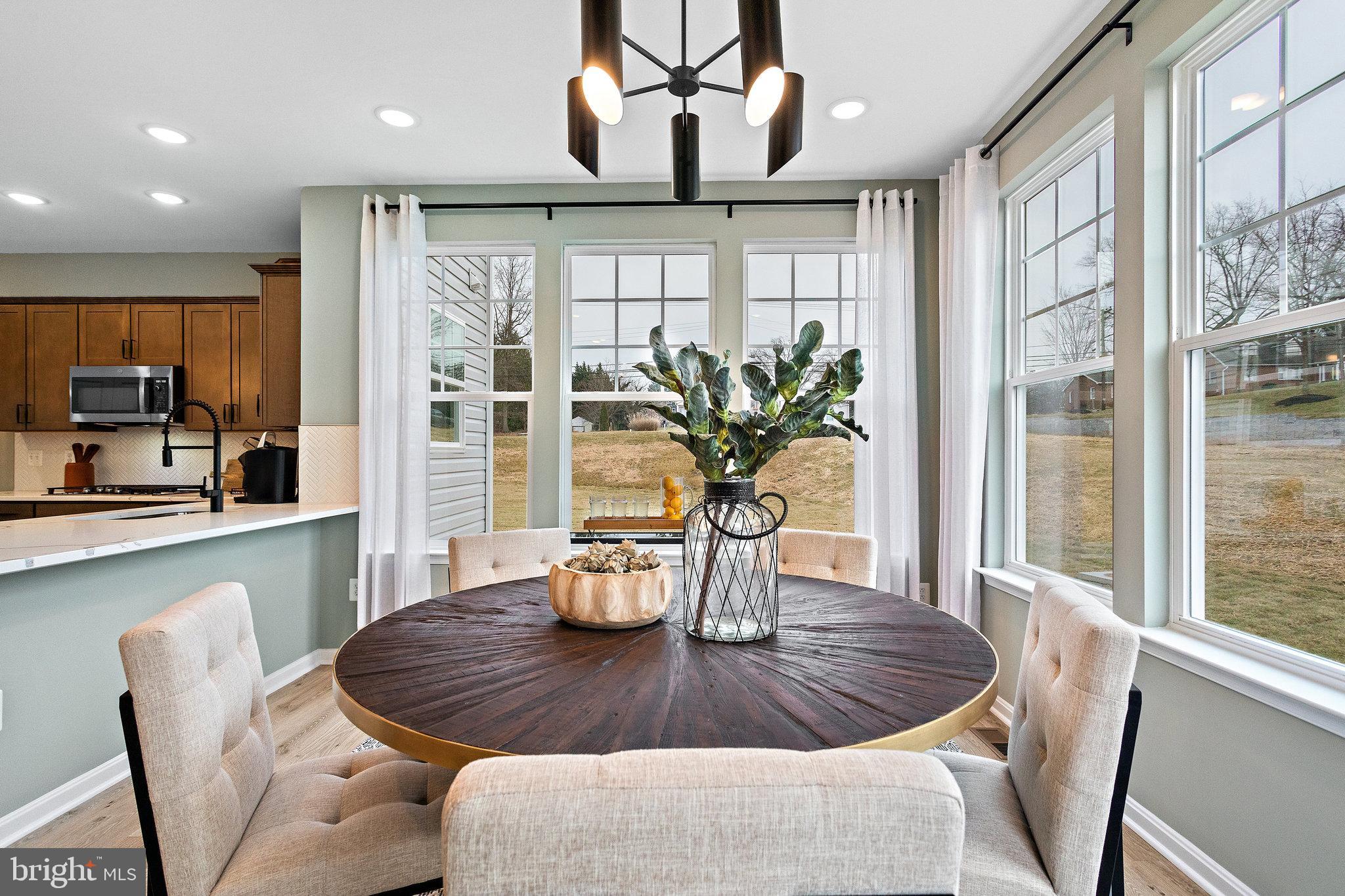 6305 Taylor Acres Road Hanover, MD 21076 - Photo 26 of 84 Spacious morning room