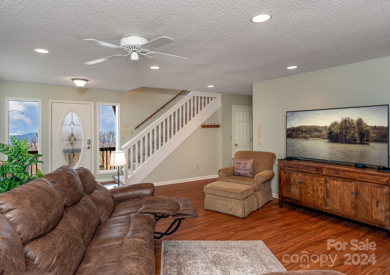 125 Raven Road Beech Mountain, NC 28604 - Photo 15 of 32 Gallery Image 15