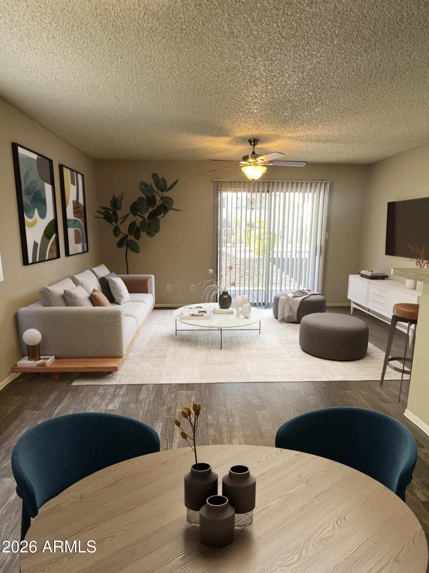 950 North Gilbert Road, Unit 1A Gilbert, AZ 85234 - Photo 2 of 7