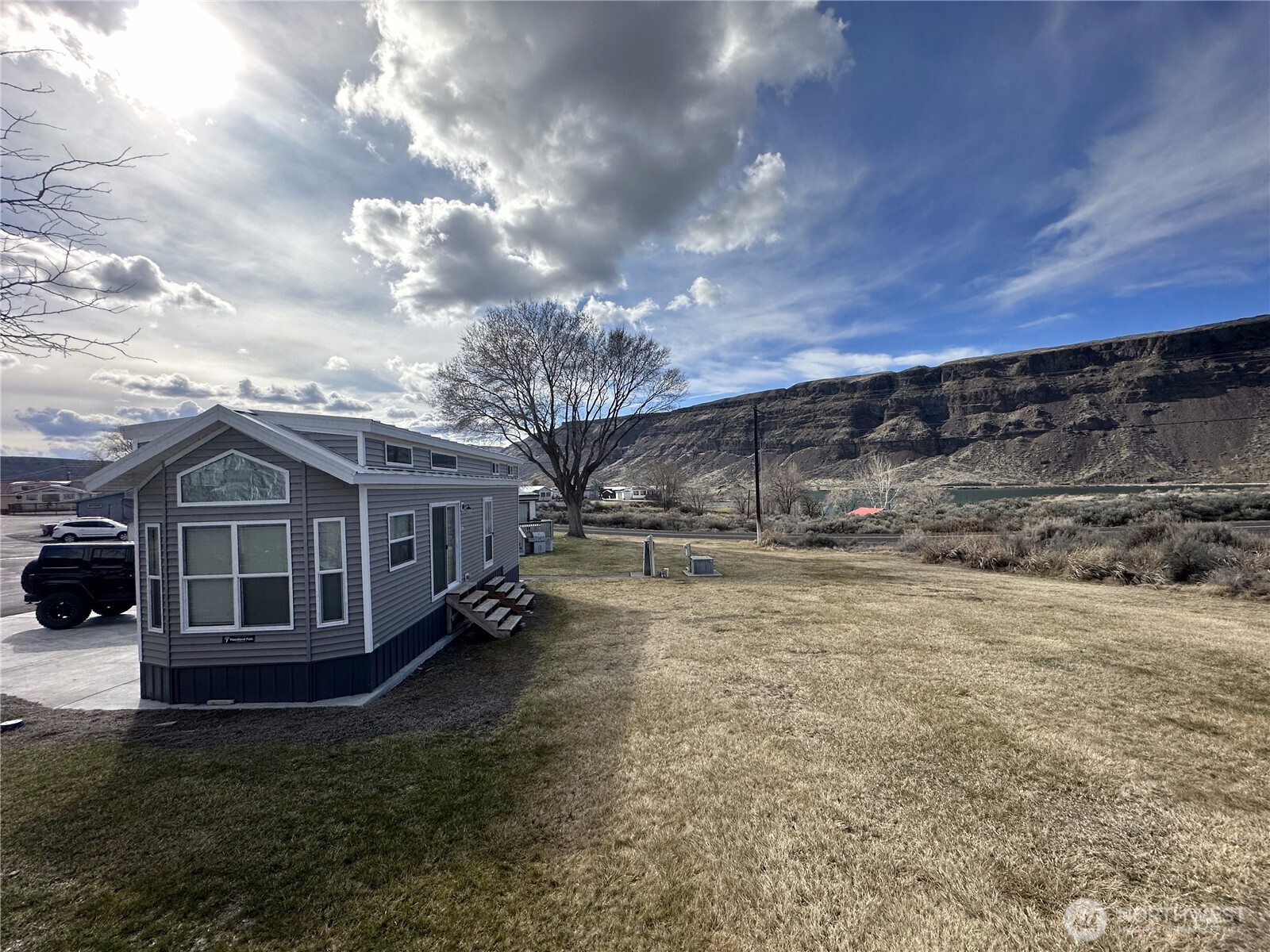 31465 Moore Road Northeast, Unit 706 Coulee City, WA 99115 - Photo 1 of 38 Gallery Image 1
