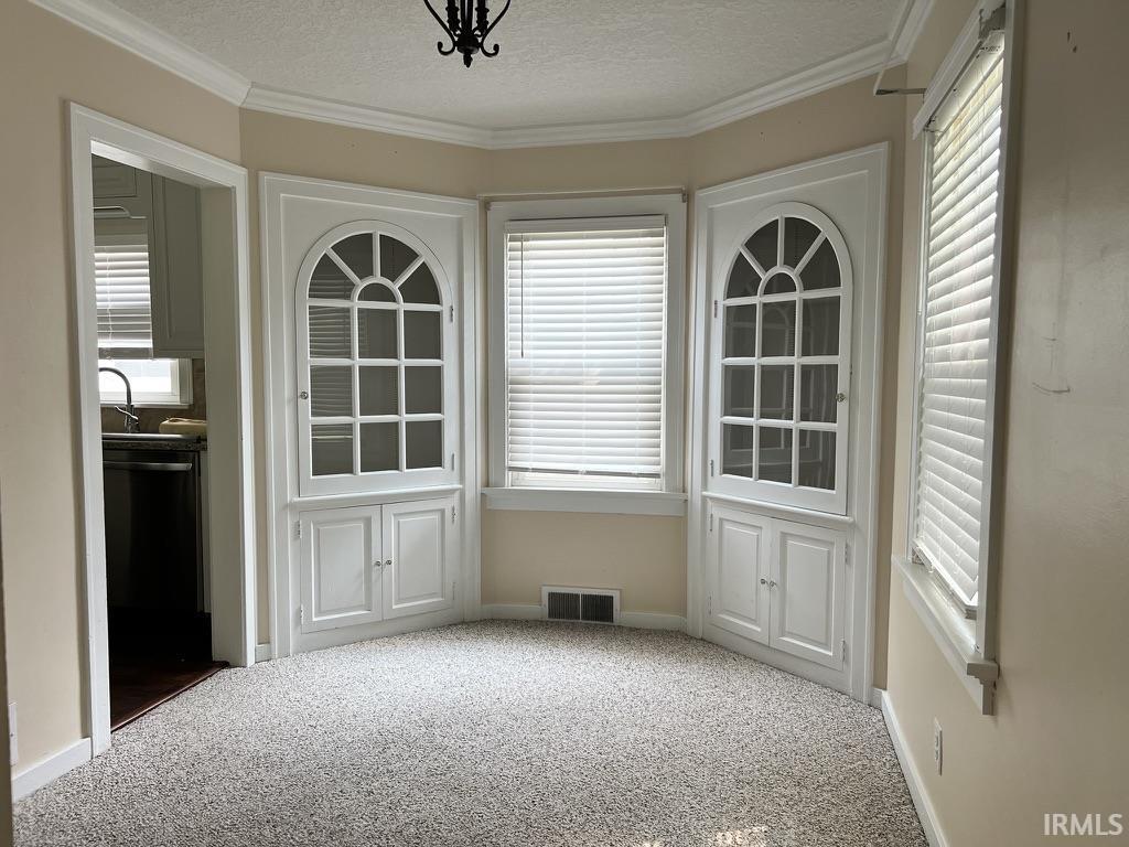 1652 Fairhill Road Fort Wayne, IN 46808 - Photo 3 of 23