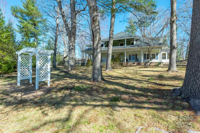 $1,345,000 | 1740 Haywood Road, Hendersonville, NC 28791