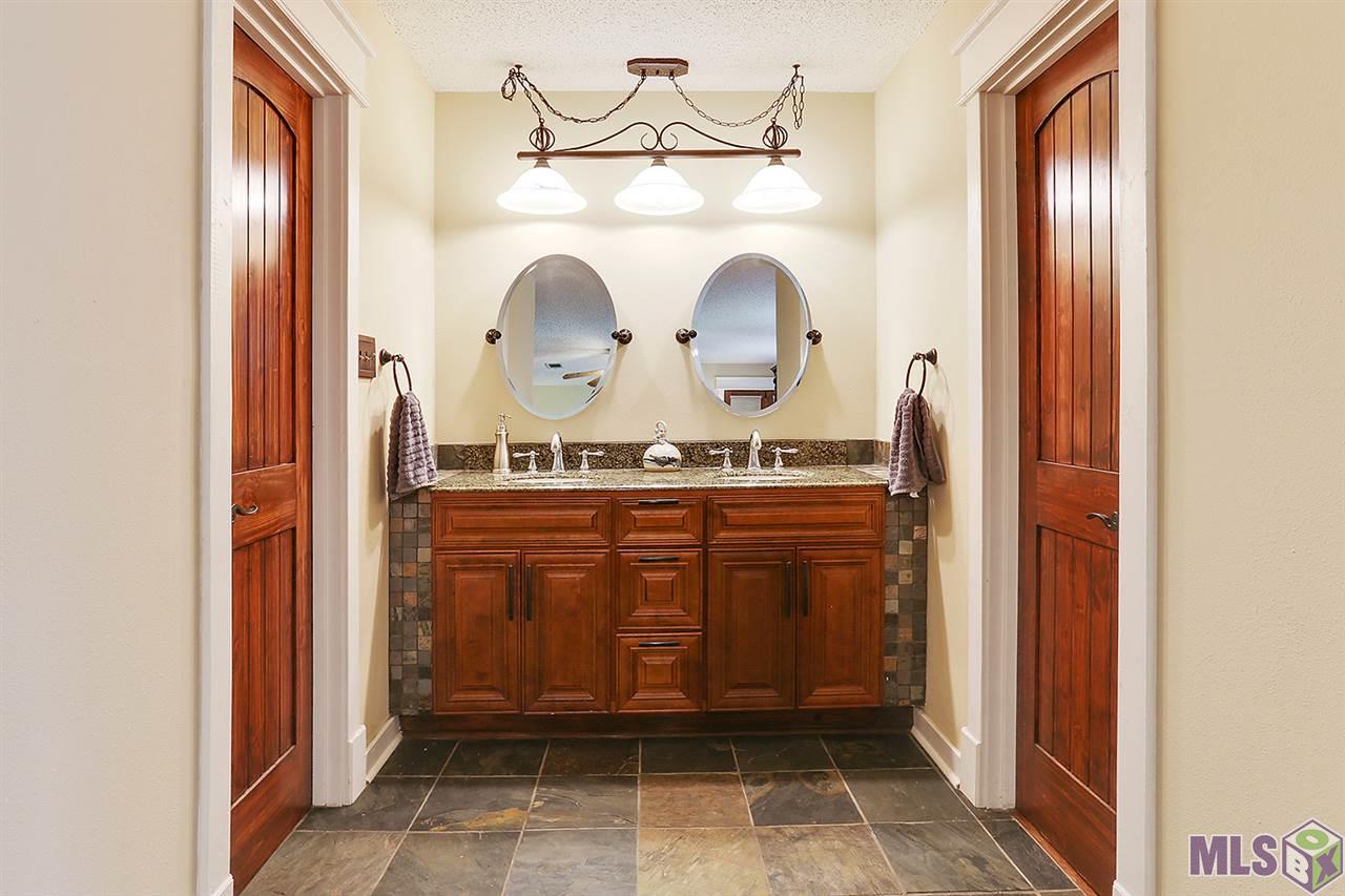 8425 Calmes Road Denham Springs, LA 70706 - Photo 11 of 25 Gallery Image 11