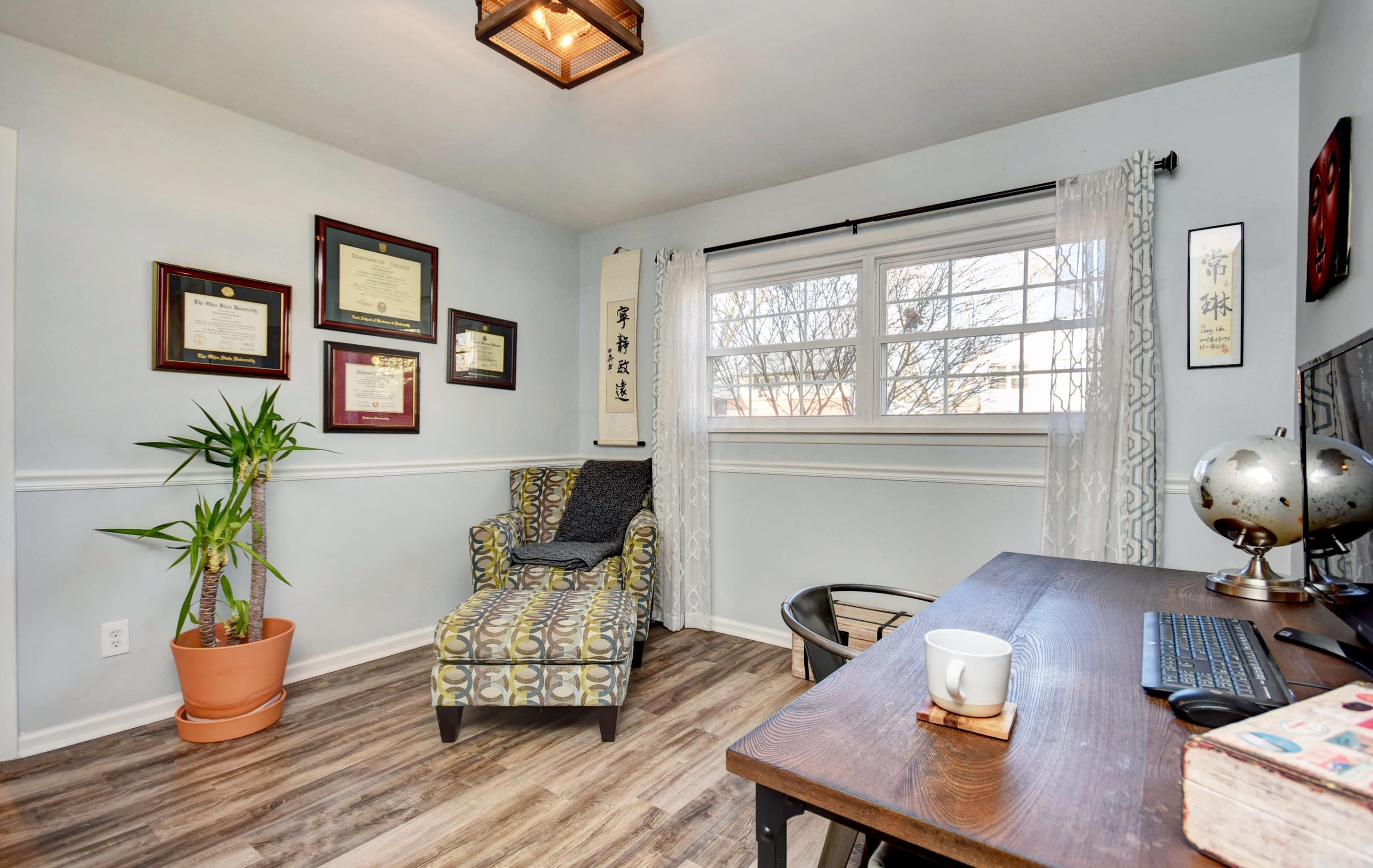 975 Caniff Road Columbus, OH 43221 - Photo 18 of 29 Gallery Image 18