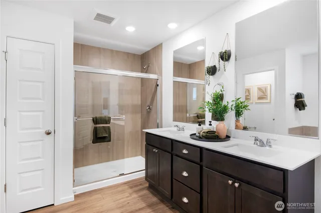 $644,950 | 14509 204th Avenue East, Bonney Lake, WA 98391