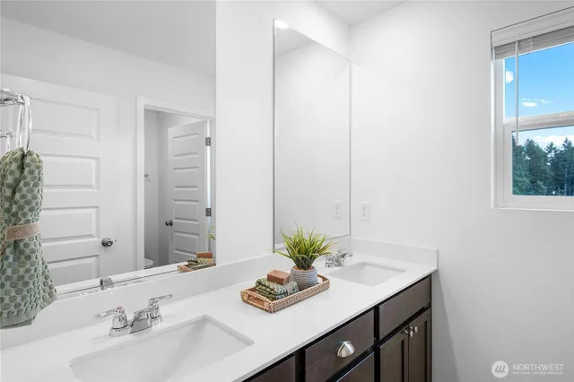 $644,950 | 14509 204th Avenue East, Bonney Lake, WA 98391