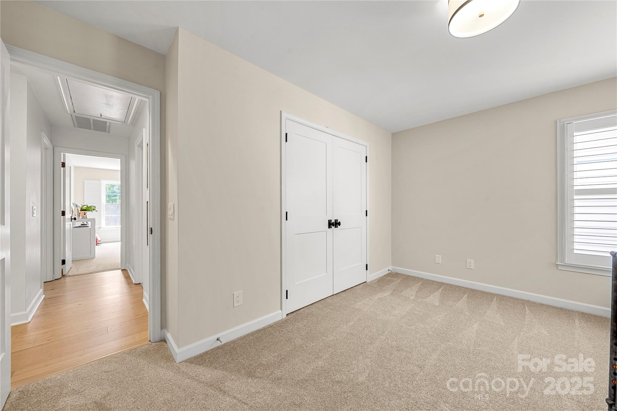 8500 Headford Road Charlotte, NC 28277 - Photo 31 of 47 a view of a livingroom with wooden floor and a window