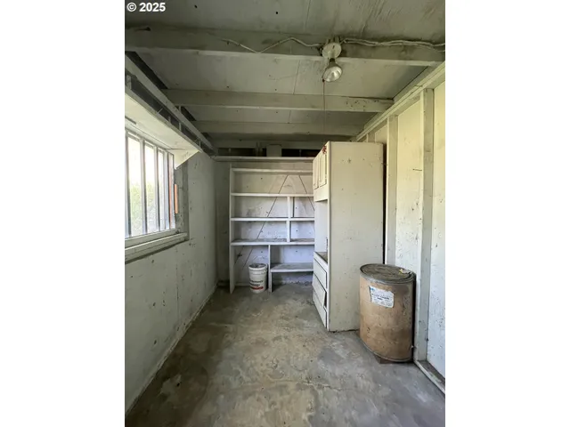 $429,000 | 434 South Old Pacific Highway, Myrtle Creek, OR 97457