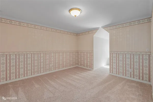 a view of a livingroom with entryway