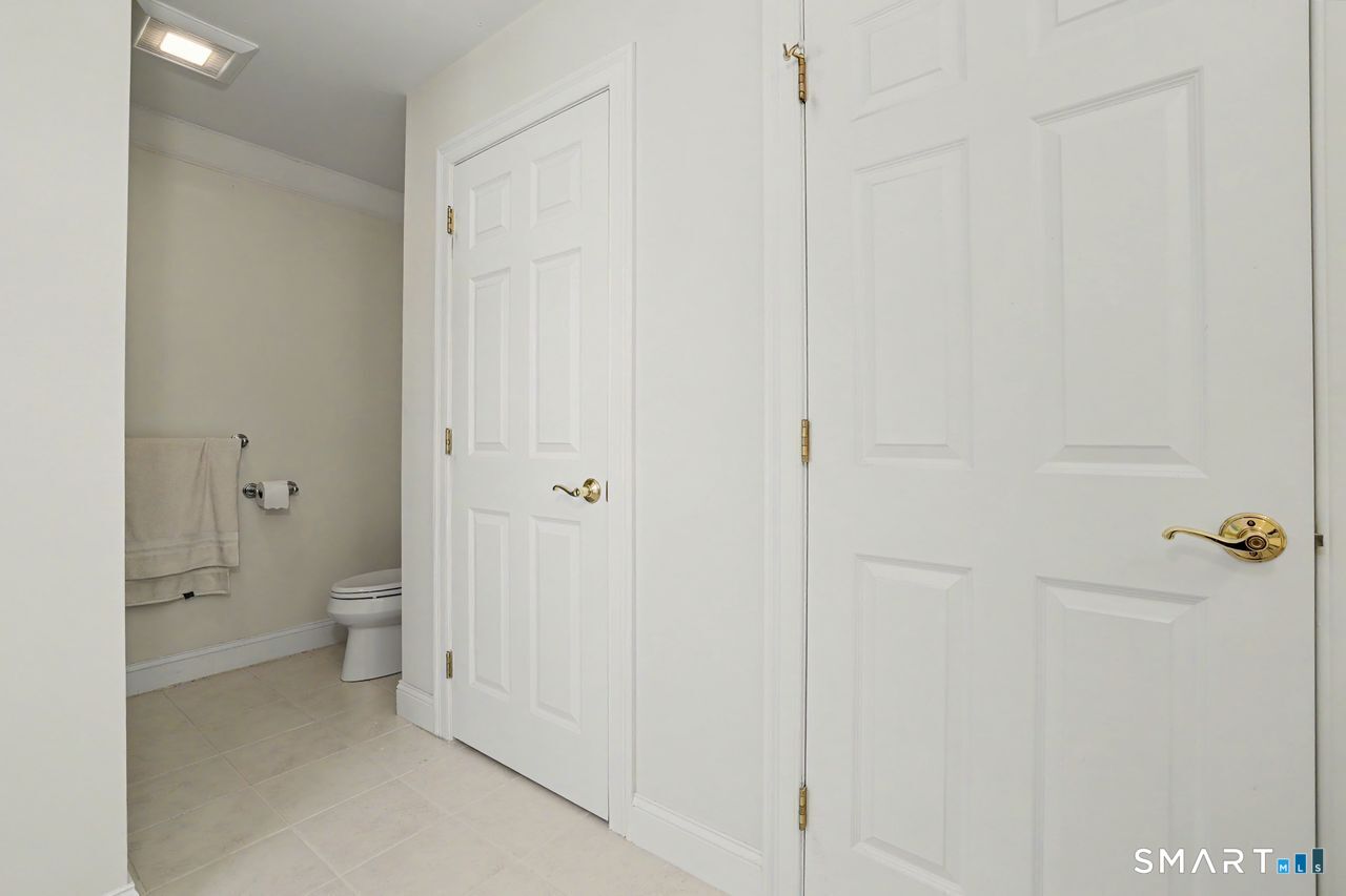 13 Kenington Road, Unit 13 Avon, CT 06001 - Photo 29 of 38 Gallery Image 29