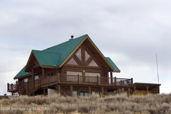 $1,159,000 | 92 East Fontenelle, Daniel, WY 83115
