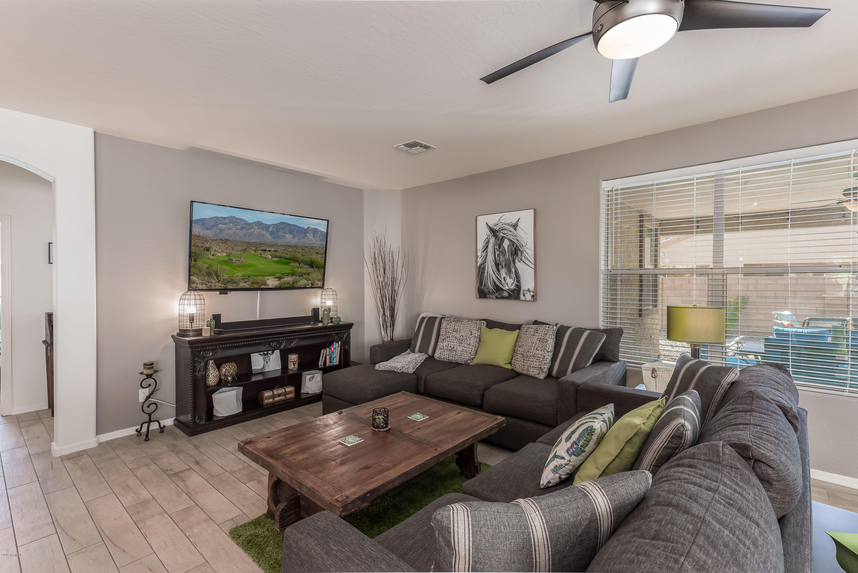 3013 West Trapanotto Road Phoenix, AZ 85086 - Photo 7 of 35 07