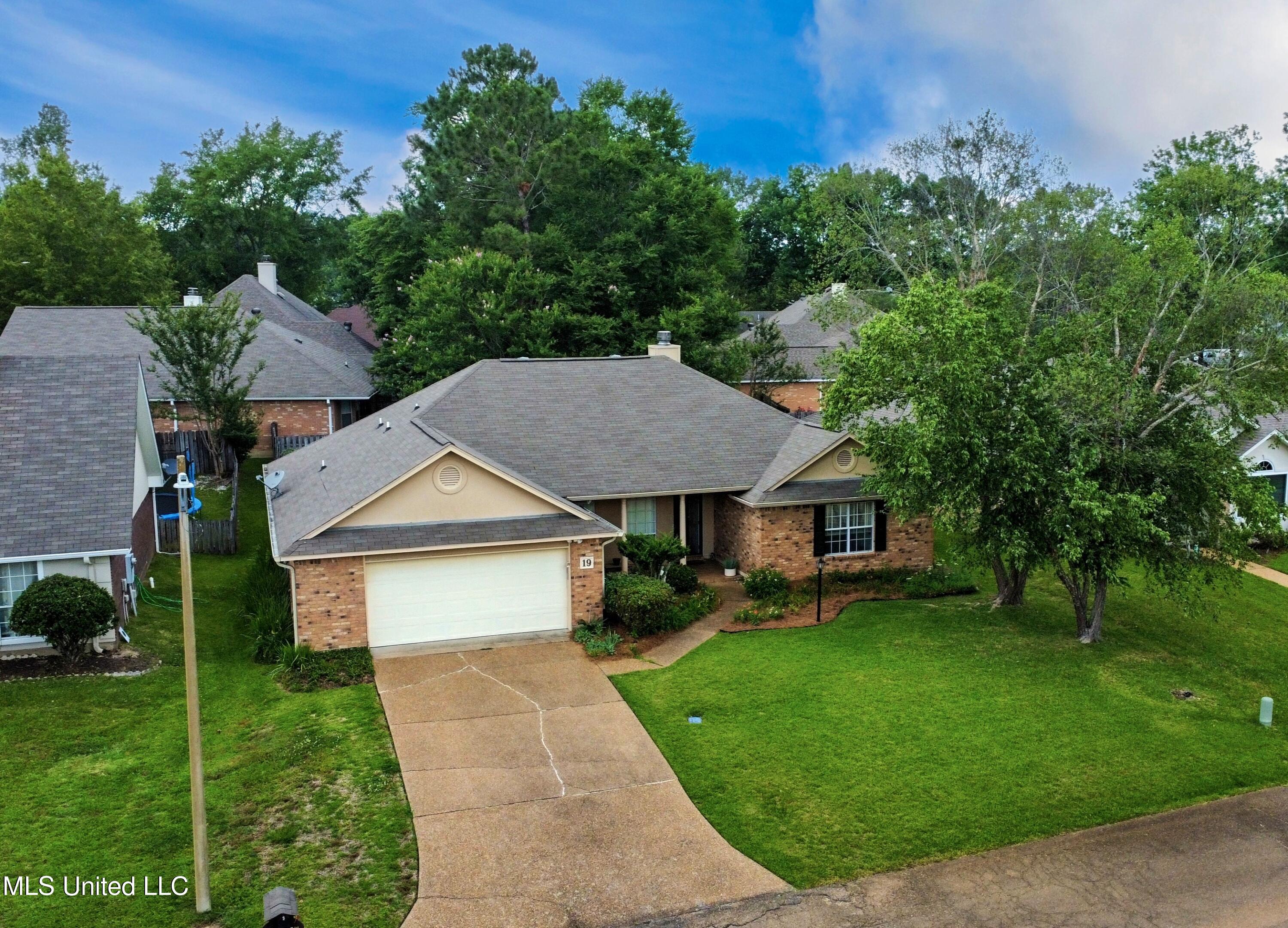 19 Parkview Road Clinton, MS 39056 - Photo 5 of 24 dji_fly_20230531_142516_723_168556131351