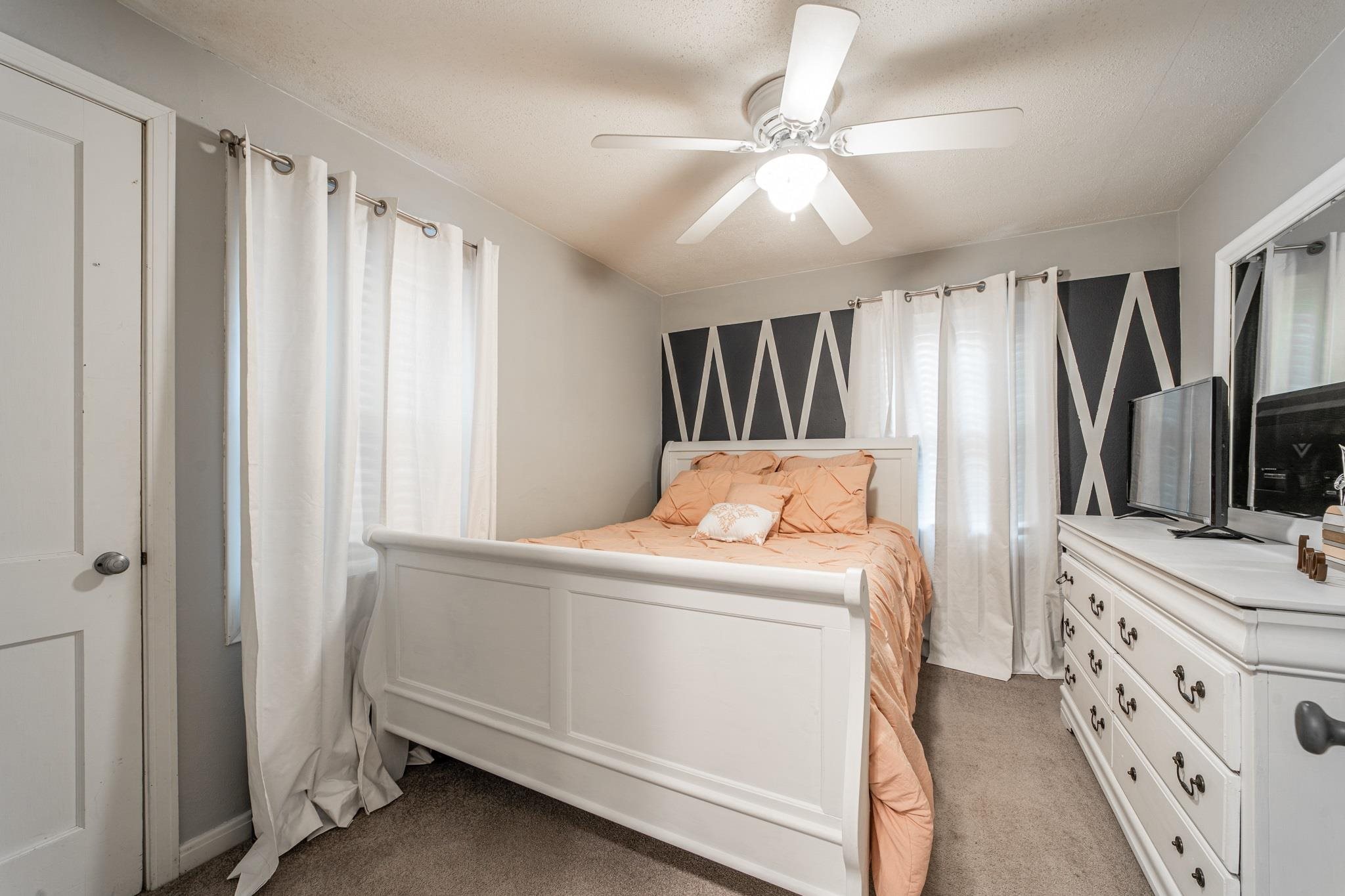 2064 North 22nd Street Springfield, IL 62702 - Photo 9 of 20