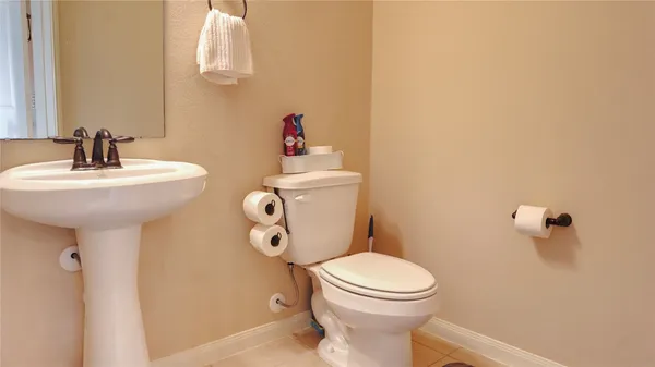 $219,900 | 312 Driftwood Grove Lane, Brookshire, TX 77423