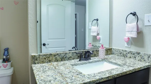 $219,900 | 312 Driftwood Grove Lane, Brookshire, TX 77423