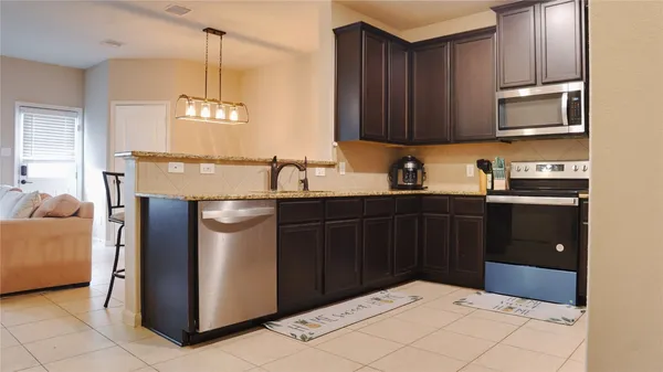 $219,900 | 312 Driftwood Grove Lane, Brookshire, TX 77423