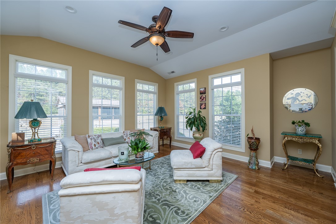 412 Casey Road Woodruff, SC 29388 - Photo 27 of 44